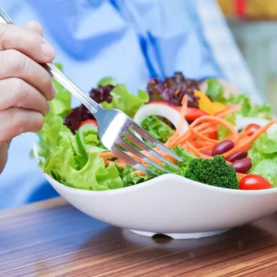 أفضل الأغذية المفيدة للشعر